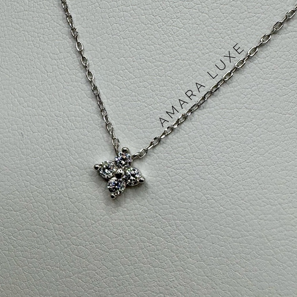 Silver Clover Necklace - Picture 3 of 6